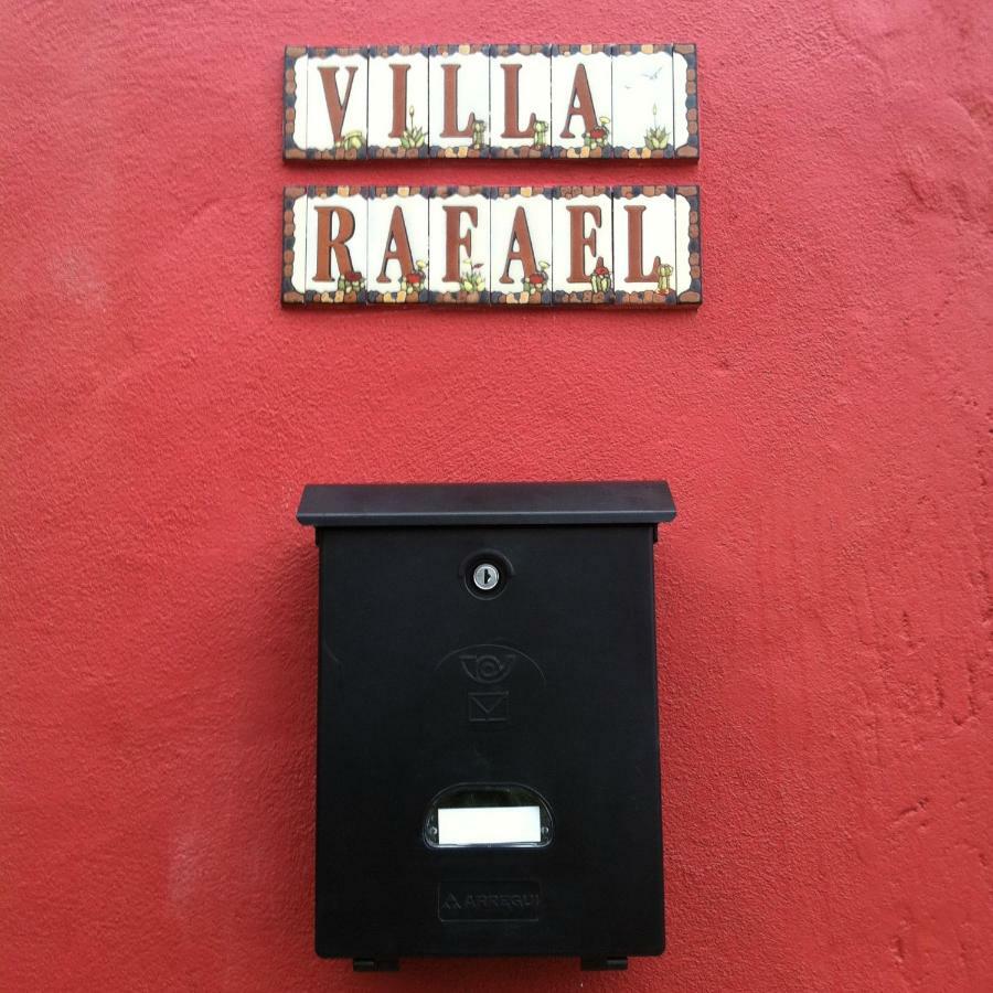 Villa Rafael Vega de San Mateo Exteriör bild